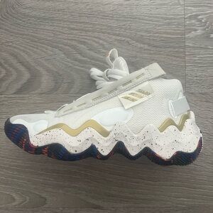 Adidas Sneakers Size 7